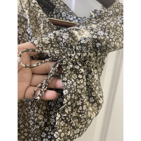Current Air Anthropologie Shimmer Ditsy Floral Black Gold Short Sleeve Blouse - Picture 5 of 10